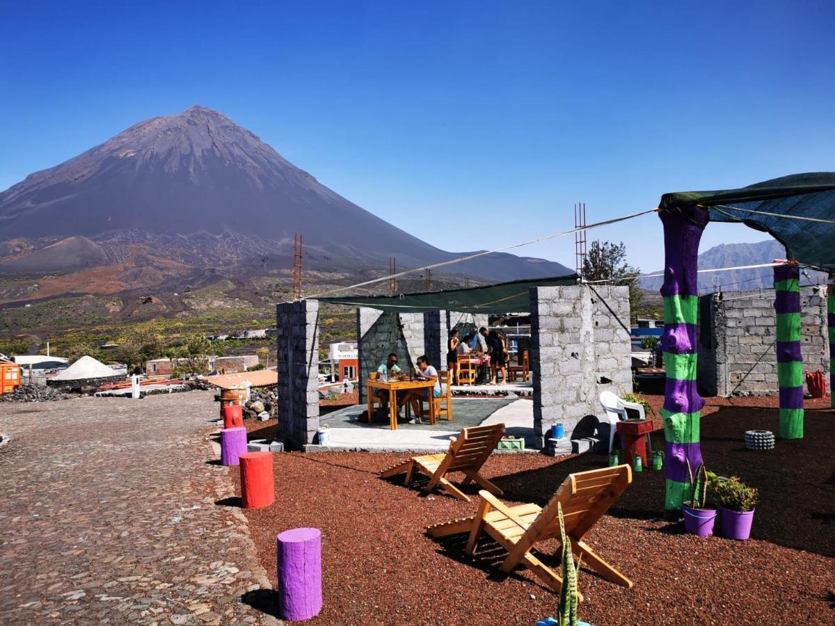 Ciza E Rose Bed & Breakfast Portela Exterior photo