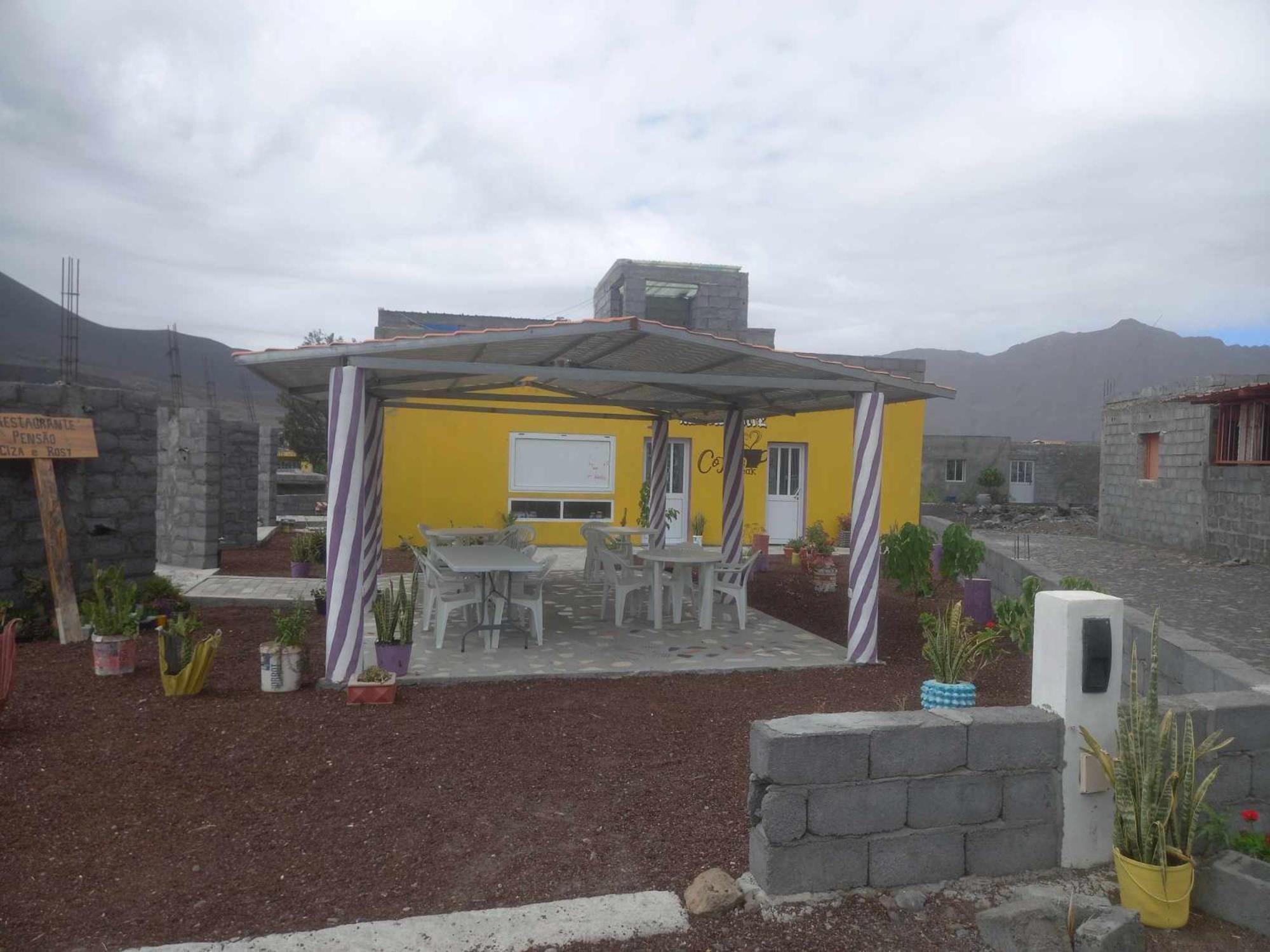 Ciza E Rose Bed & Breakfast Portela Exterior photo